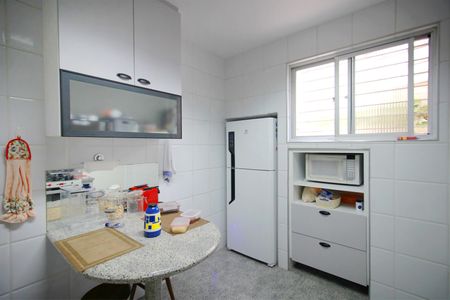Apartamento à venda com 300m², 4 quartos e 2 vagasCozinha