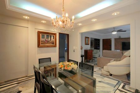 Apartamento à venda com 300m², 4 quartos e 2 vagasSala de Jantar