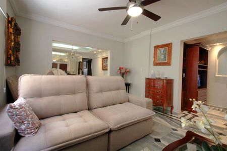 Apartamento à venda com 300m², 4 quartos e 2 vagasSala