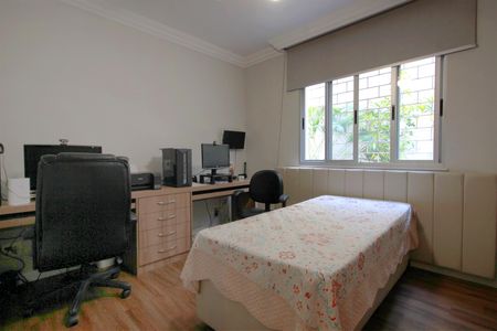 Apartamento à venda com 300m², 4 quartos e 2 vagasQuarto 1