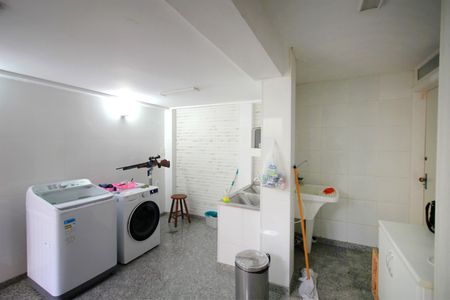 Apartamento à venda com 300m², 4 quartos e 2 vagasÁrea de Serviço