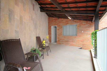 Apartamento à venda com 300m², 4 quartos e 2 vagasVaranda coberta Piscina