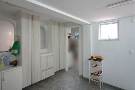 Apartamento à venda com 300m², 4 quartos e 2 vagasÁrea de Serviço