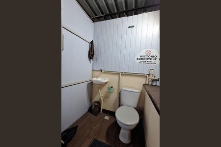 Casa para alugar com 420m², 3 quartos e 2 vagasBanheiro de Serviço