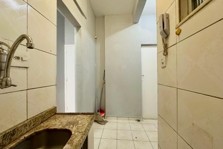 Apartamento à venda com 47m², 1 quarto e sem vaga Apartamento à venda com 47m², 1 quarto e sem vagaCozinha e Área de Serviço
