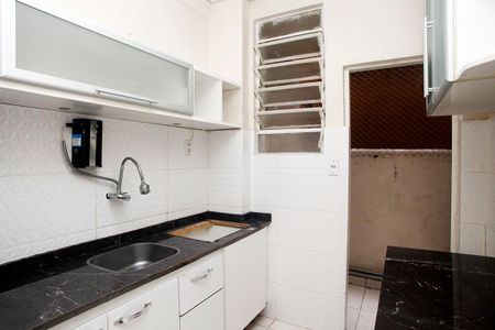 Cozinha  de apartamento à venda com 1 quarto, 46m² em Centro Histórico, Porto Alegre