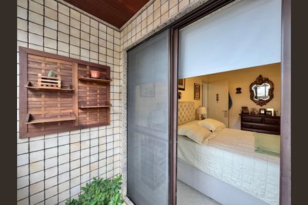 Apartamento à venda com 90m², 3 quartos e 2 vagas Apartamento à venda com 90m², 3 quartos e 2 vagasSuíte - Varanda