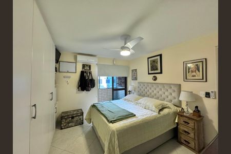 Apartamento à venda com 90m², 3 quartos e 2 vagas Apartamento à venda com 90m², 3 quartos e 2 vagasSuíte