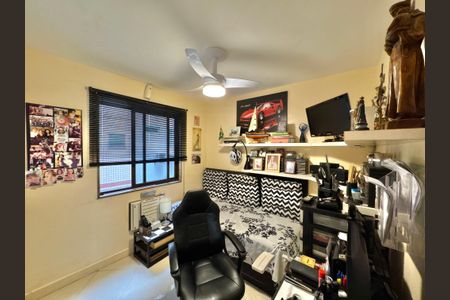 Apartamento à venda com 90m², 3 quartos e 2 vagas Apartamento à venda com 90m², 3 quartos e 2 vagasQuarto 2