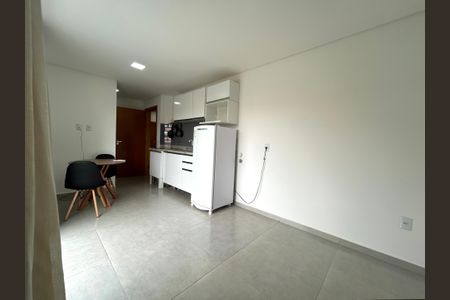 Sala/Cozinha de apartamento para alugar com 1 quarto, 30m² em Rio Tavares, Florianópolis