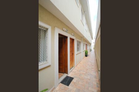 Casa de condomínio à venda com 58m², 2 quartos e 1 vagaÁrea comum