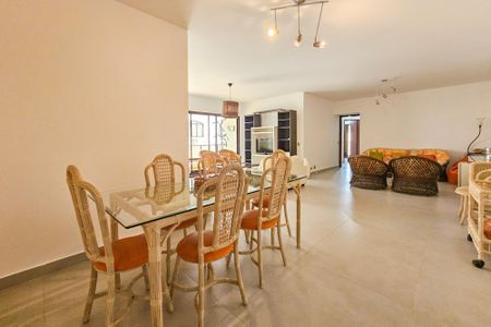 Apartamento para alugar com 236m², 3 quartos e 2 vagas Apartamento para alugar com 236m², 3 quartos e 2 vagasSala