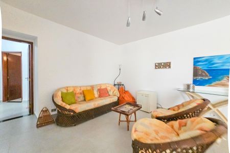 Apartamento para alugar com 236m², 3 quartos e 2 vagas Apartamento para alugar com 236m², 3 quartos e 2 vagasSala