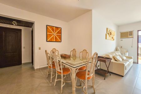 Apartamento para alugar com 236m², 3 quartos e 2 vagas Apartamento para alugar com 236m², 3 quartos e 2 vagasSala