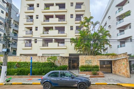 Apartamento para alugar com 236m², 3 quartos e 2 vagas Apartamento para alugar com 236m², 3 quartos e 2 vagasFachada