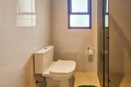 Apartamento para alugar com 236m², 3 quartos e 2 vagas Apartamento para alugar com 236m², 3 quartos e 2 vagasBanheiro da suíte