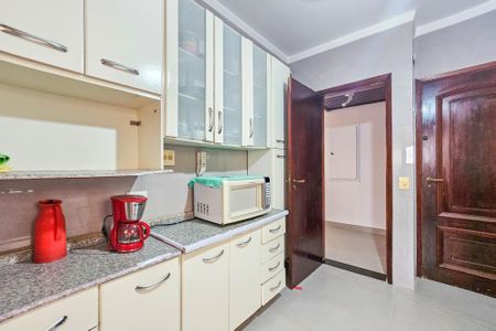 Apartamento para alugar com 236m², 3 quartos e 2 vagas Apartamento para alugar com 236m², 3 quartos e 2 vagasCozinha