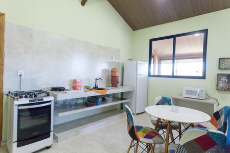 Casa de condomínio à venda com 400m², 4 quartos e 2 vagasCozinha - casa 2