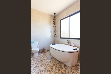 Casa de condomínio à venda com 400m², 4 quartos e 2 vagasBanheiro da Suíte