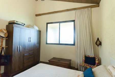 Casa de condomínio à venda com 400m², 4 quartos e 2 vagassemi suite