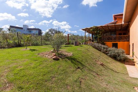 Casa de condomínio à venda com 400m², 4 quartos e 2 vagasQuintal