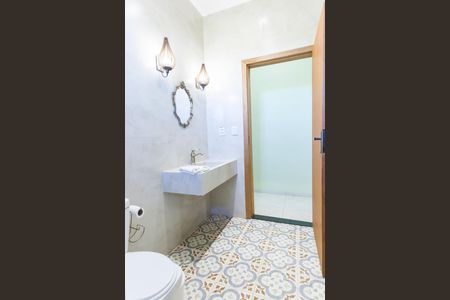 Casa de condomínio à venda com 400m², 4 quartos e 2 vagasBanheiro Social - casa 2