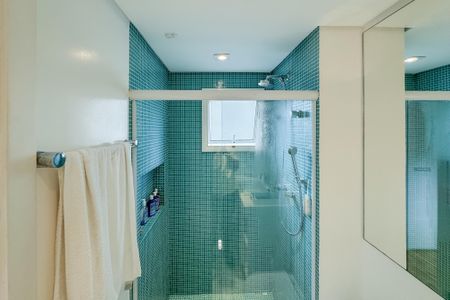 Apartamento à venda com 163m², 3 quartos e 3 vagasBanheiro da Suíte 2