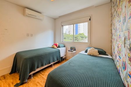 Apartamento à venda com 163m², 3 quartos e 3 vagasSuíte 1