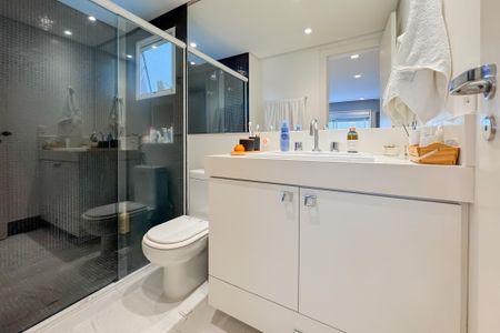 Apartamento à venda com 163m², 3 quartos e 3 vagasBanheiro da Suíte Master