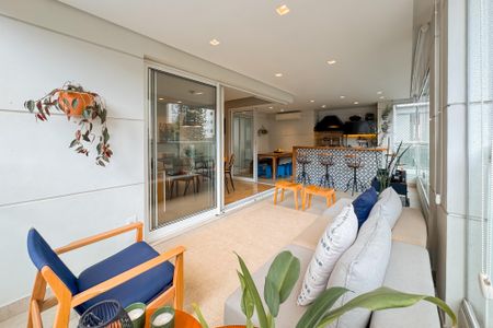 Apartamento à venda com 163m², 3 quartos e 3 vagasVaranda Sala