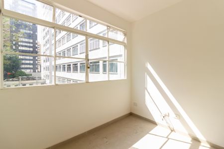 Apartamento à venda com 106m², 3 quartos e 1 vagaEscritório