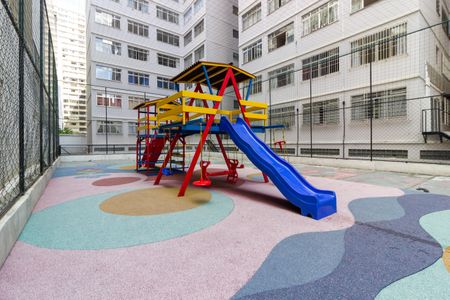 Apartamento à venda com 106m², 3 quartos e 1 vagaÁrea comum - Playground