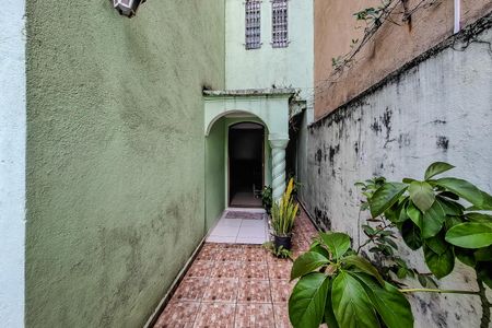 Casa à venda com 200m², 4 quartos e 1 vaga Casa à venda com 200m², 4 quartos e 1 vagaÁrea comum