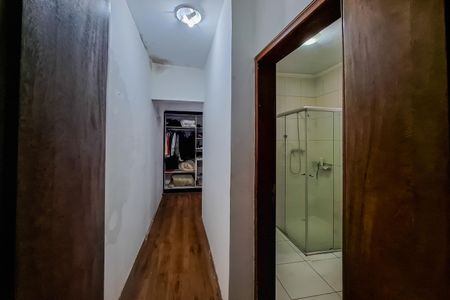 Casa à venda com 200m², 4 quartos e 1 vaga Casa à venda com 200m², 4 quartos e 1 vagaSuíte
