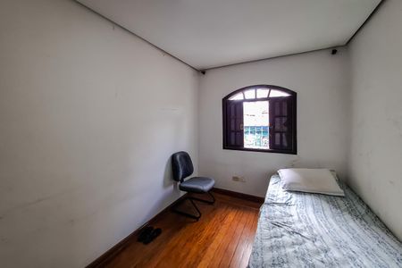 Casa à venda com 200m², 4 quartos e 1 vaga Casa à venda com 200m², 4 quartos e 1 vagaQuarto 2