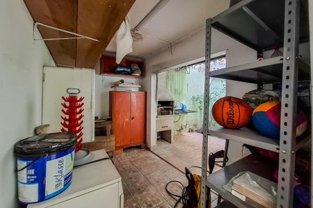 Casa à venda com 200m², 4 quartos e 1 vaga Casa à venda com 200m², 4 quartos e 1 vagaÁrea comum