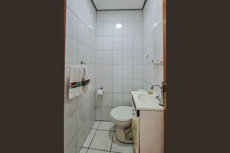 Casa à venda com 200m², 4 quartos e 1 vaga Casa à venda com 200m², 4 quartos e 1 vagaLavabo