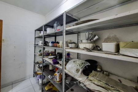 Casa à venda com 200m², 4 quartos e 1 vaga Casa à venda com 200m², 4 quartos e 1 vagaDespensa