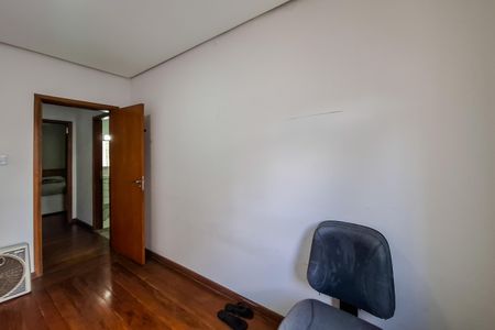 Casa à venda com 200m², 4 quartos e 1 vaga Casa à venda com 200m², 4 quartos e 1 vagaQuarto 2