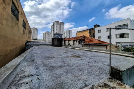 Casa à venda com 200m², 4 quartos e 1 vaga Casa à venda com 200m², 4 quartos e 1 vagaTerraço