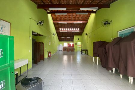 Apartamento à venda com 74m², 2 quartos e 1 vagaÁrea comum