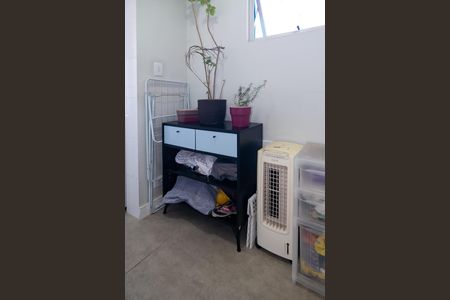 Apartamento à venda com 74m², 2 quartos e 1 vagaÁrea de Serviço