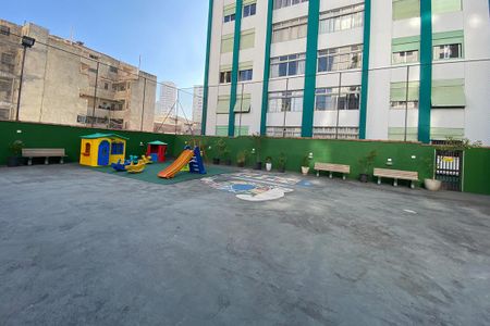 Apartamento à venda com 74m², 2 quartos e 1 vagaÁrea comum