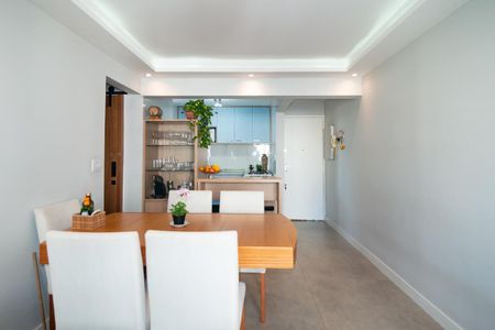 Apartamento à venda com 74m², 2 quartos e 1 vagaSala