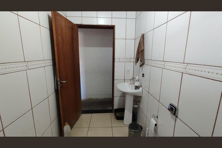Casa à venda com 110m², 5 quartos e 3 vagasBanheiro 2 - casa 2