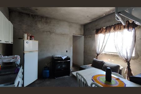 Casa à venda com 110m², 5 quartos e 3 vagasSala / cozinha - Casa 2