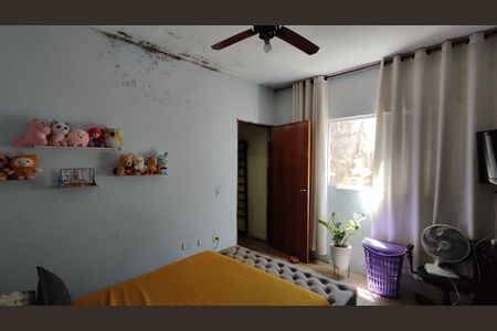 Casa à venda com 110m², 5 quartos e 3 vagasQuarto 2 - casa 1