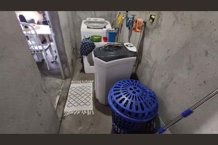 Casa à venda com 110m², 5 quartos e 3 vagasÁrea de Serviço - casa 2