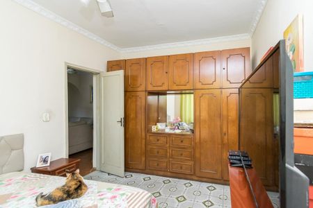 Casa à venda com 180m², 5 quartos e 2 vagasQuarto 1 - 1º andar 