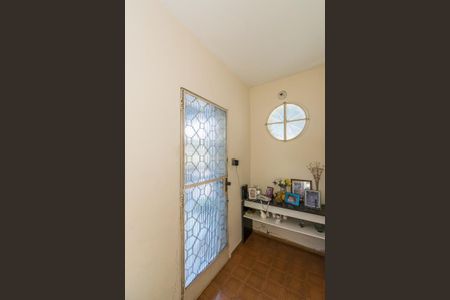 Casa à venda com 180m², 5 quartos e 2 vagasSala - 1º andar 